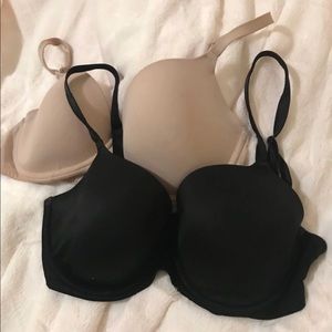 2 PINK Victoria’s Secret 34 DD Bras